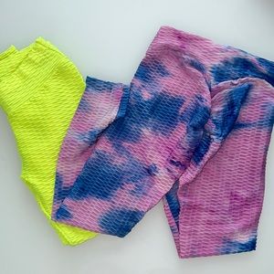 TWO pairs scrunch butt leggings L